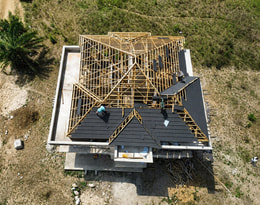 Obra antes: estructura de techo a la vista